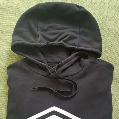 SWEAT CAPUCHE UMBRO